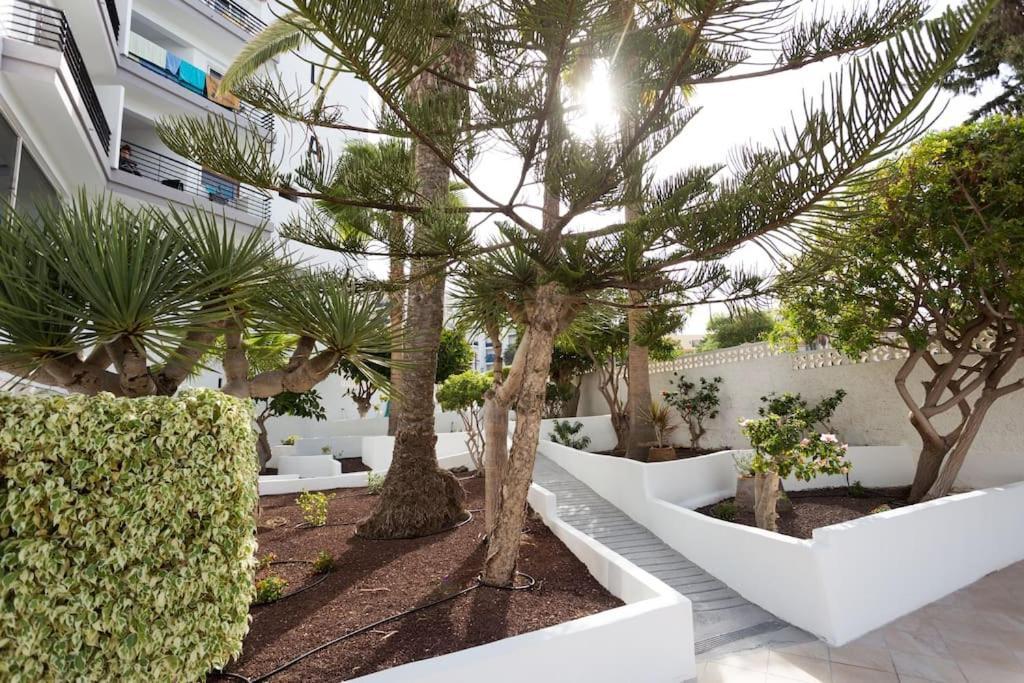 Vivienda Vacacional Rosaini Los Cristianos  Eksteriør bilde