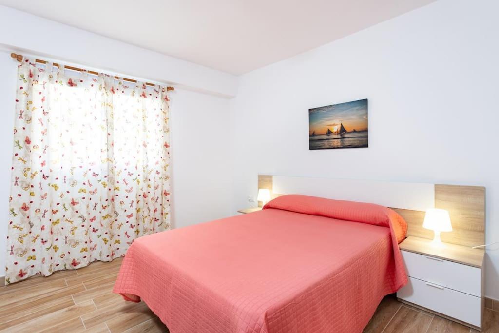 Vivienda Vacacional Rosaini Los Cristianos  Eksteriør bilde