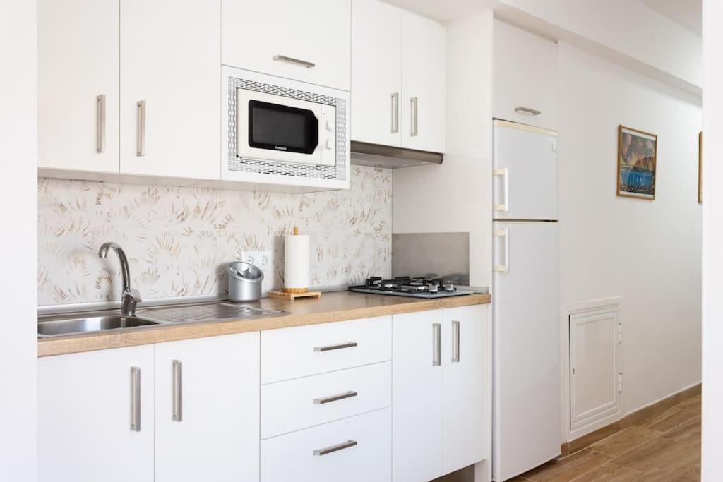 Vivienda Vacacional Rosaini Los Cristianos  Eksteriør bilde